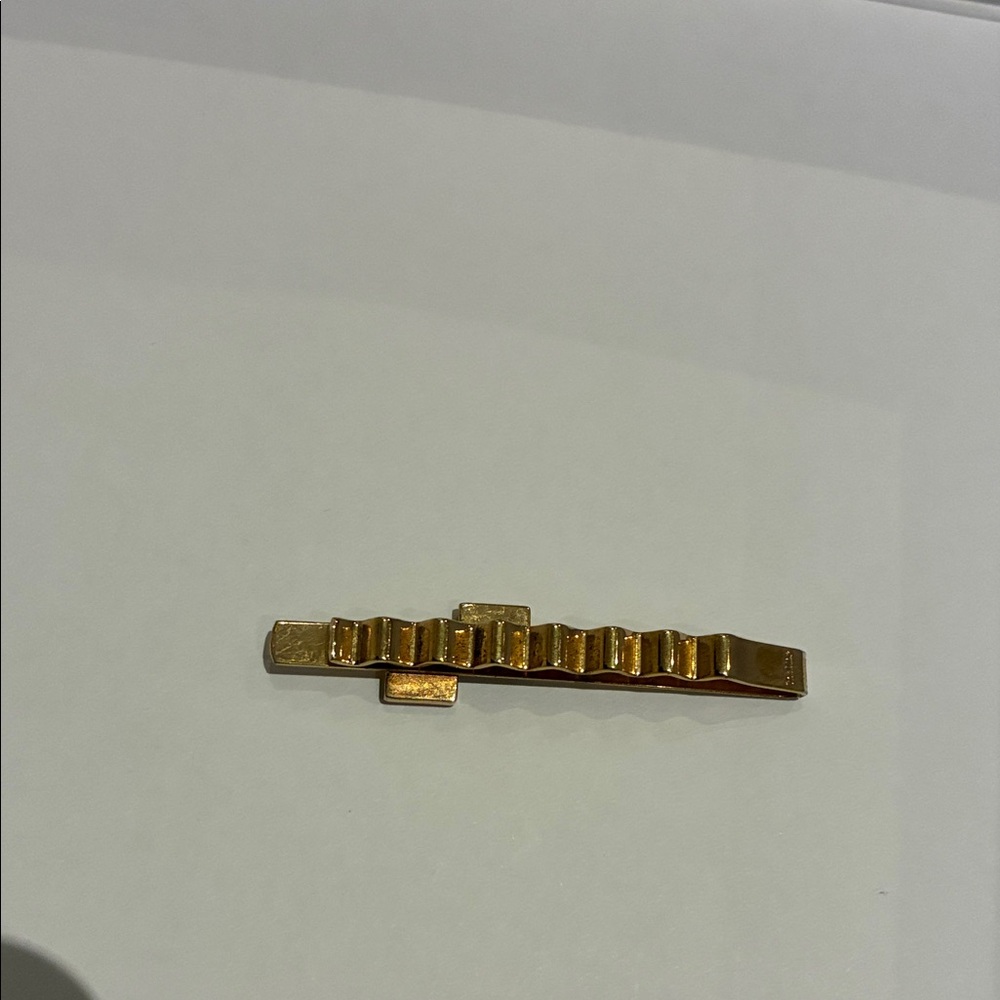 Christian Dior Gold Tie Clip👝